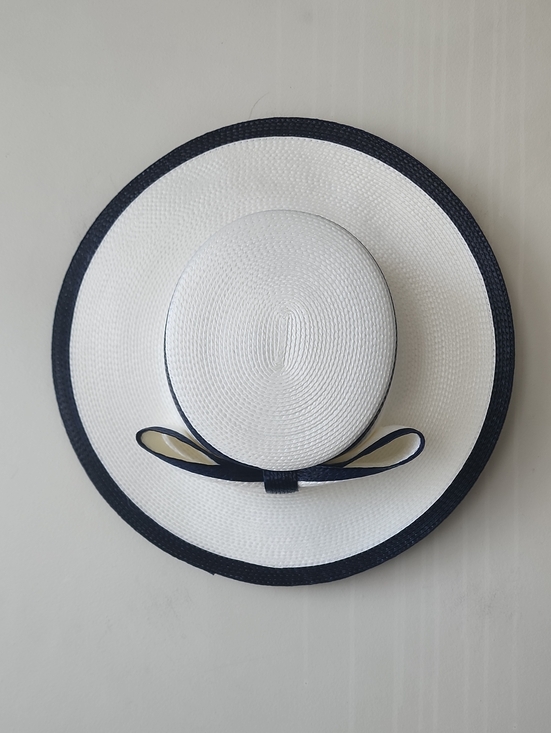 R.O.C Accessories - Classic White Straw Sun Hat with Black Trim and Bow. New Without Tag